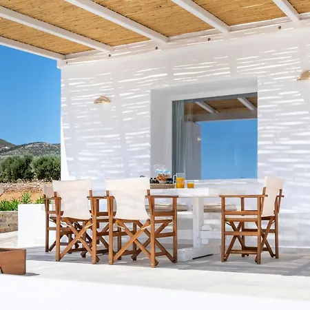 Salty Villas, Chrissipi *