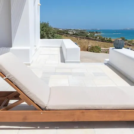 Salty Villas, Chrissipi *