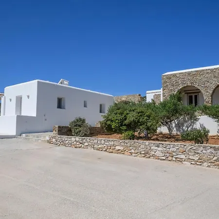 Salty Villas, Chrissipi Holiday home